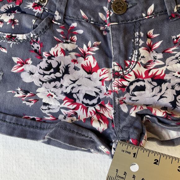 Vanilla Star Women Shorts Size 9 Blue Embroidery Floral Twill 1.5” Inseam - Picture 7 of 10